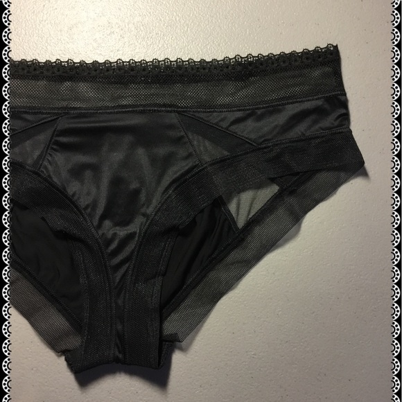 ❤️VS Body By Victoria Hiphugger Panty❤️ - Picture 2 of 3